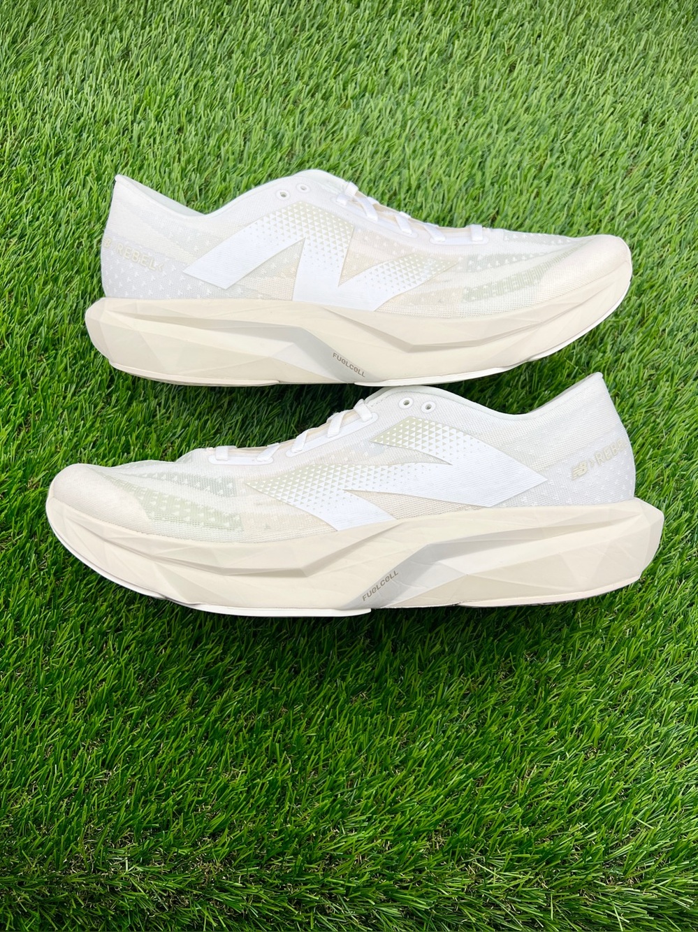 New Balance FuelCell Rebel v4 Men’s Walking Gym Running Shoes Sneakers - 15